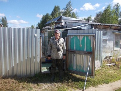 Валерин дом. Здесь мы жили в Поселке